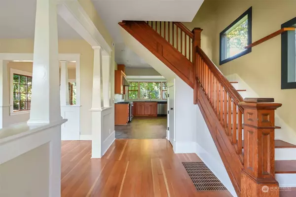 1702 N Pine, Tacoma, WA 98406