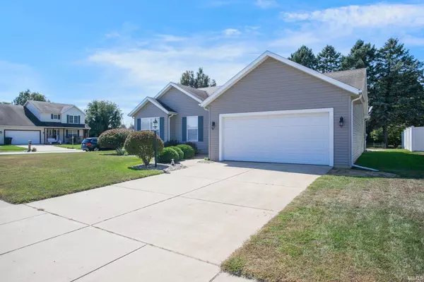 4315 Jade Crossing Drive, South Bend, IN 46628