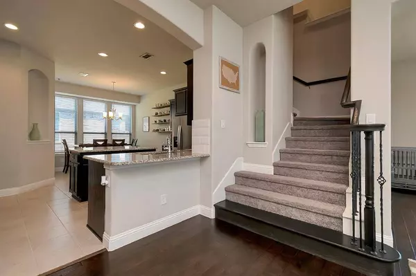 4605 Plumeria Drive, Mansfield, TX 76063