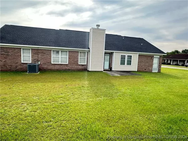 1516 Dovetail DR, Fayetteville, NC 28314