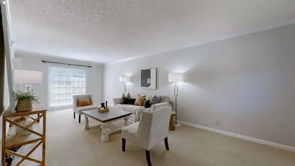 5381 Village Way, Nashville, TN 37211