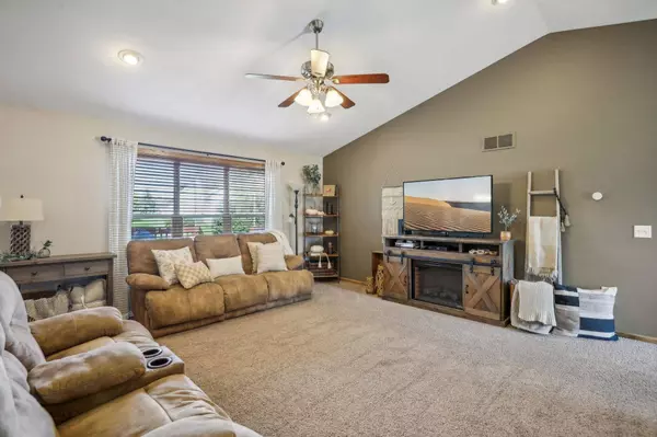 521 20th Street, Prairie Du Sac, WI 53578