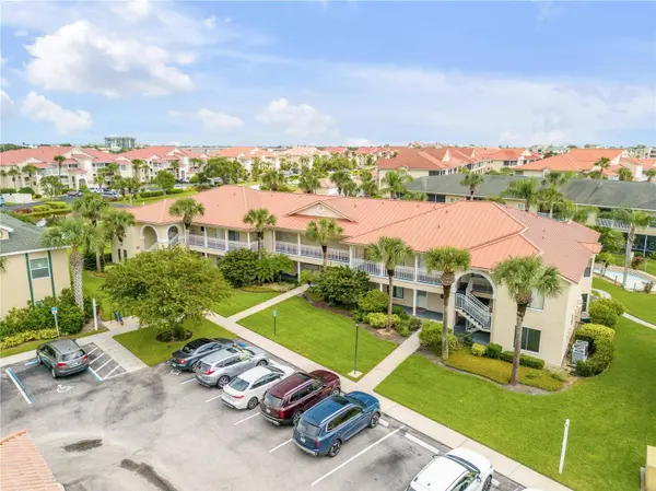 406 BOUCHELLE DR #106, New Smyrna Beach, FL 32169