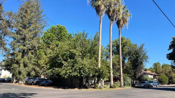 1244 W 3rd ST, Chico, CA 95928