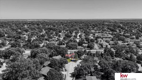 14404 Cedar Circle, Omaha, NE 68144