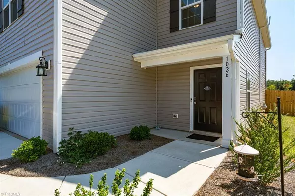 1026 Baileys Chapel RD, Advance, NC 27006