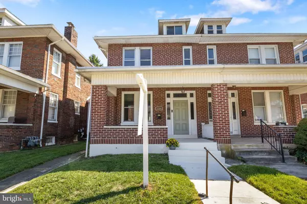 1764 W MARKET ST, York, PA 17404