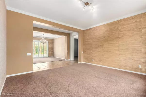 8625 Glacier Point Street, Las Vegas, NV 89131