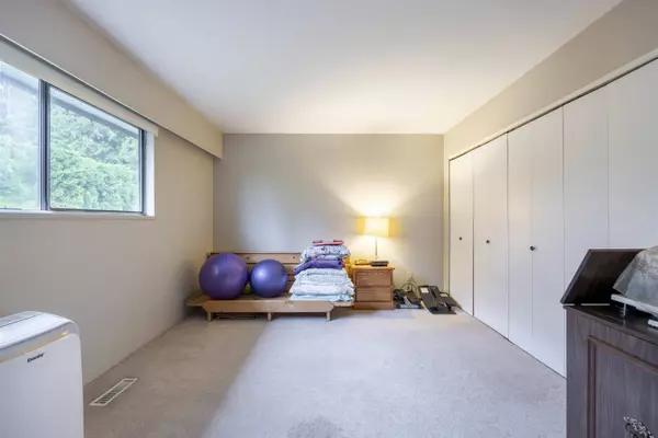 2480 MCLENNAN AVE, Richmond, BC V6X 2N7