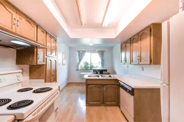 12366 GREENLAND DR, Richmond, BC V6V 2A8