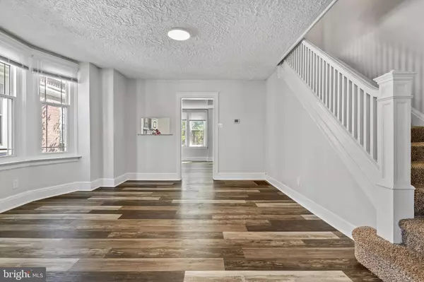 1764 W MARKET ST, York, PA 17404