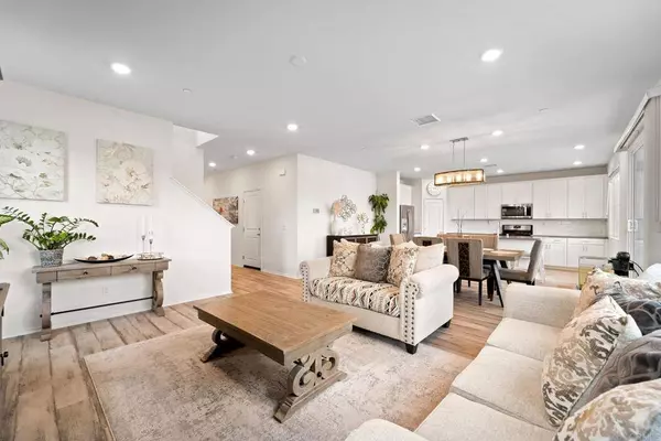 950 Arroyo Vista DR, Vista, CA 92081