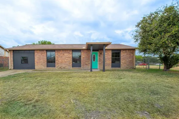 203 Heatherbrook, Somerville, TX 78879