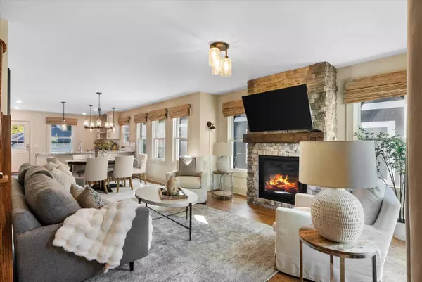 4954 N Diversey, Whitefish Bay, WI 53217