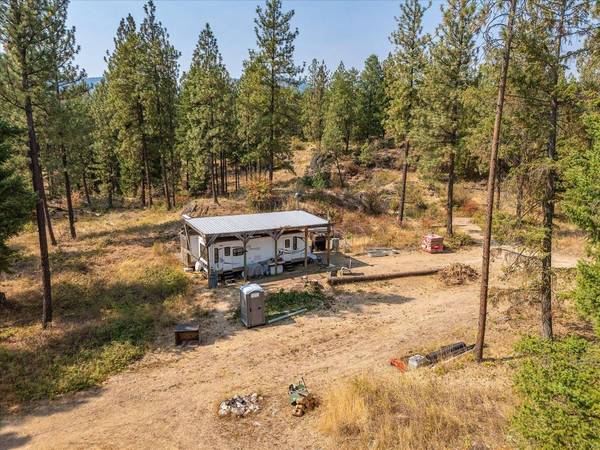 1828 B Hutchison Rd, Addy, WA 99101
