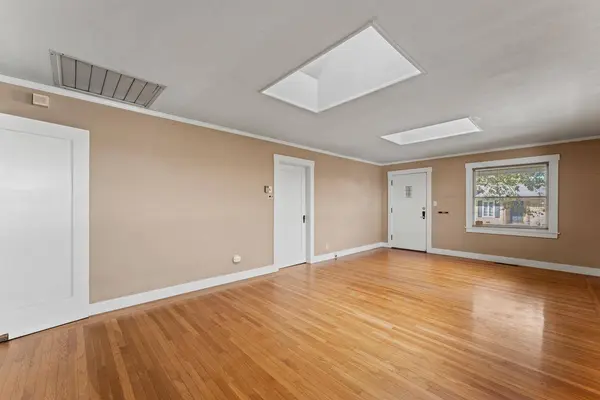 2825 17th ST, Sacramento, CA 95818