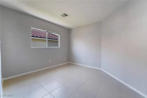 1127 Cathedral Ridge Street, Henderson, NV 89052