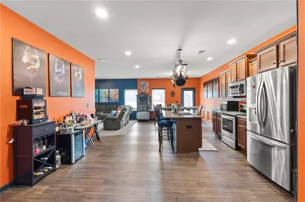 100 Magnaview DR, Mcdonough, GA 30253