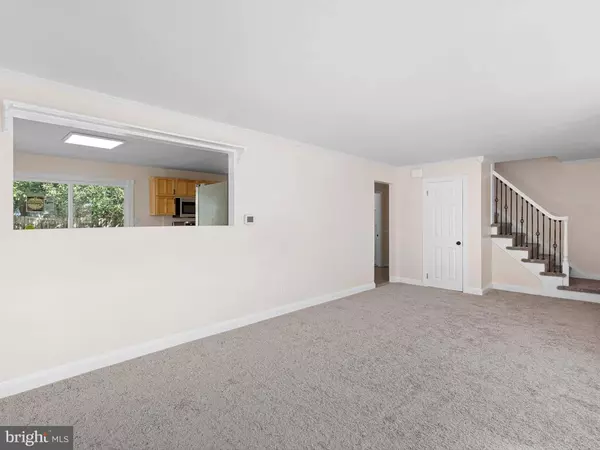 2111 CAROL DR, Wilmington, DE 19808