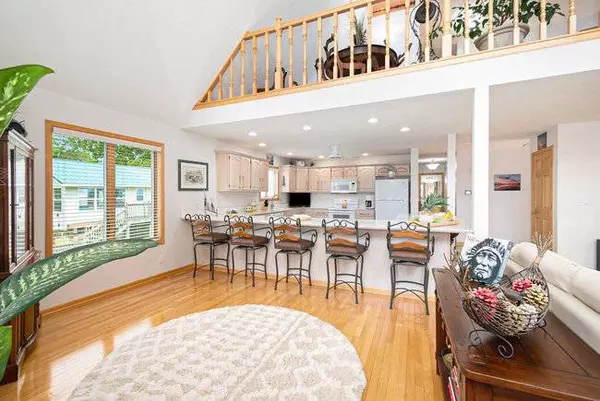 512 Lake Shore Dr, Craig, MO 64437-7184