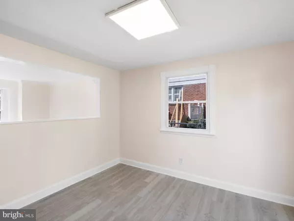 2111 CAROL DR, Wilmington, DE 19808