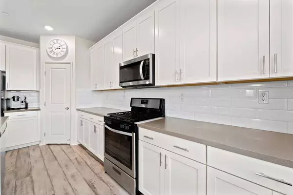 950 Arroyo Vista DR, Vista, CA 92081