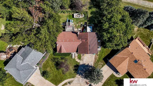 14404 Cedar Circle, Omaha, NE 68144