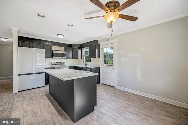 1628 LEE ST, Chambersburg, PA 17201