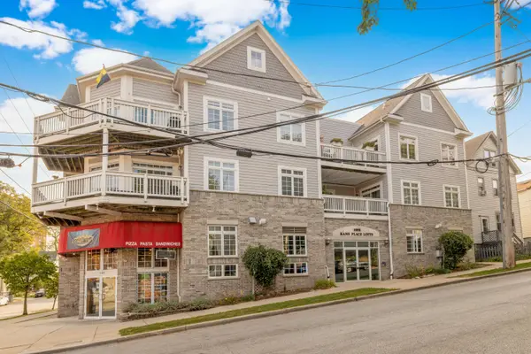 1888 N Humboldt Unit 302, Milwaukee, WI 53202