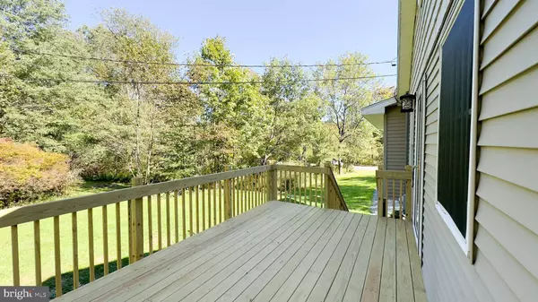 26 GRANDVIEW ST, Covington Township, PA 18444