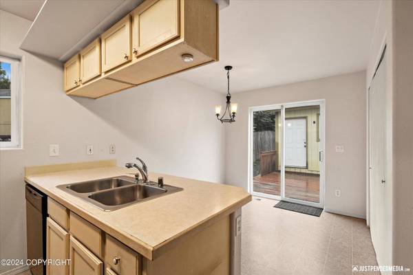 3826 Galactica DR, Anchorage, AK 99517