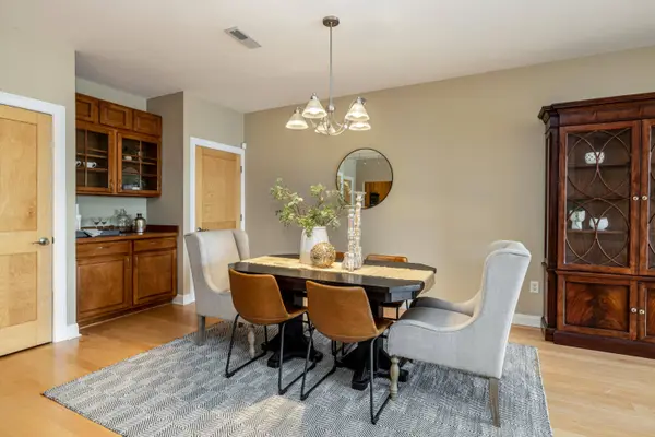 1888 N Humboldt Unit 302, Milwaukee, WI 53202