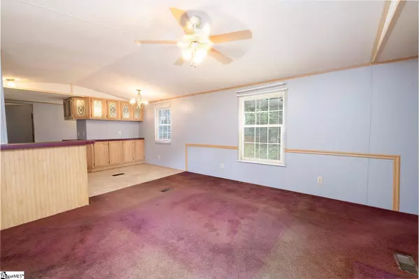 14 Golden Lane, Piedmont, SC 29673