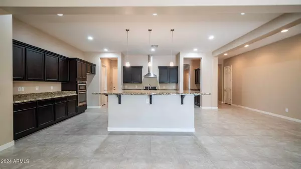 21425 E SUNSET Drive, Queen Creek, AZ 85142