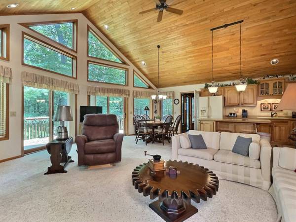 8834 BRADFORD POINT CT, St Germain, WI 54558