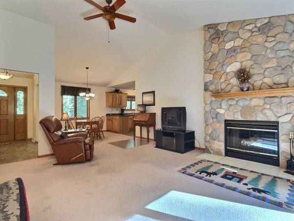 1769 MOON RD, Saint Germain, WI 54558