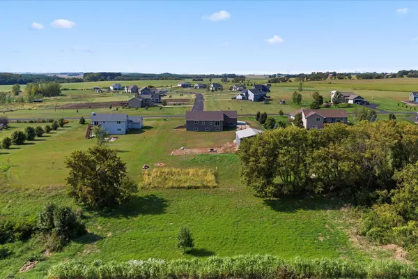 1019 166th ST, Hammond, WI 54015