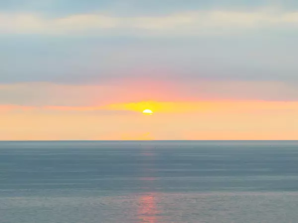 4695 Indianapolis Avenue, Macatawa, MI 49434