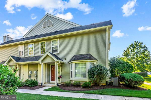 1105 YARMOUTH LN, Mount Laurel, NJ 08054