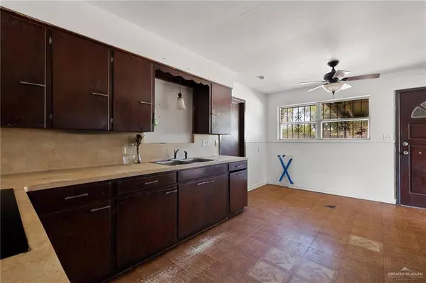 610 W Gore AVE, Pharr, TX 78577