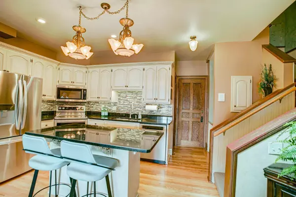 231 3rd ST N #B, Stillwater, MN 55082