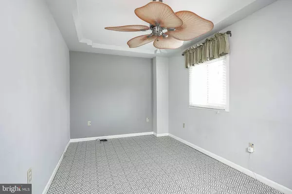 7013-15 GLENLOCH ST, Philadelphia, PA 19135