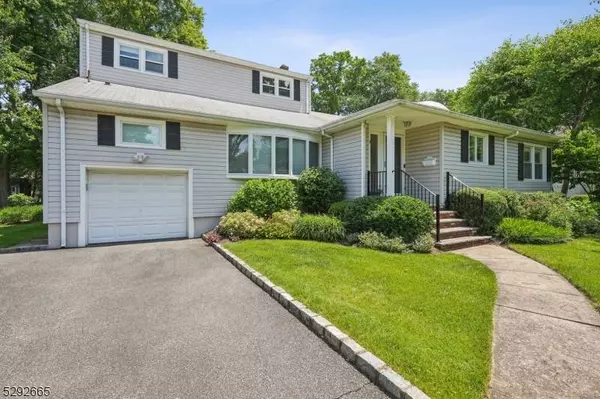 9 Woodside Rd, Springfield Twp., NJ 07081