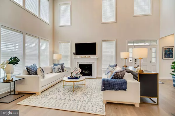 4859 INDIGO DR, Doylestown, PA 18902