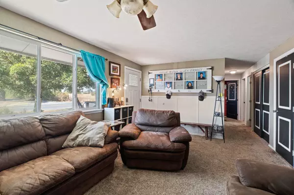 1901 S Garfield Rd, Airway Heights, WA 99001