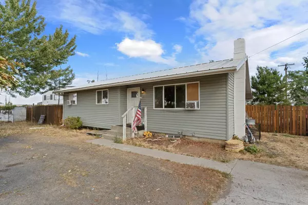 1901 S Garfield Rd, Airway Heights, WA 99001