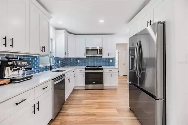 1319 WINDSOR DR, Clearwater, FL 33756