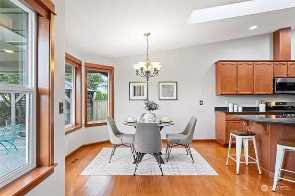 15430 43rd AVE SE, Bothell, WA 98012