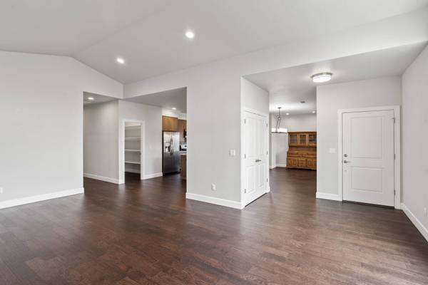 451 Haskell ST, Central Point, OR 97502