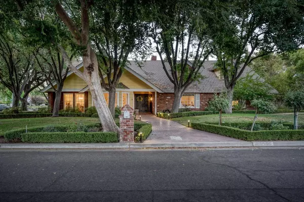 2610 W Ellery Avenue, Fresno, CA 93711